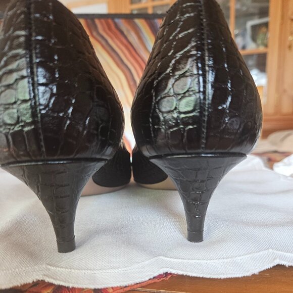 New Prada Kitten Heels - Picture 4 of 5